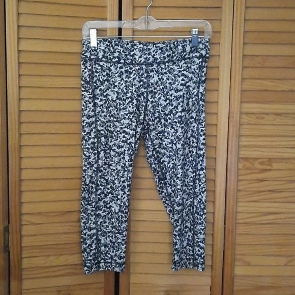 Under Armour Heat Gear Style 1271786 Capris